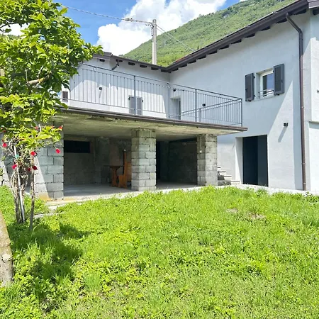 Vicino Al Lago, Con Ampio Giardino E Parcheggio * 게라 라리오